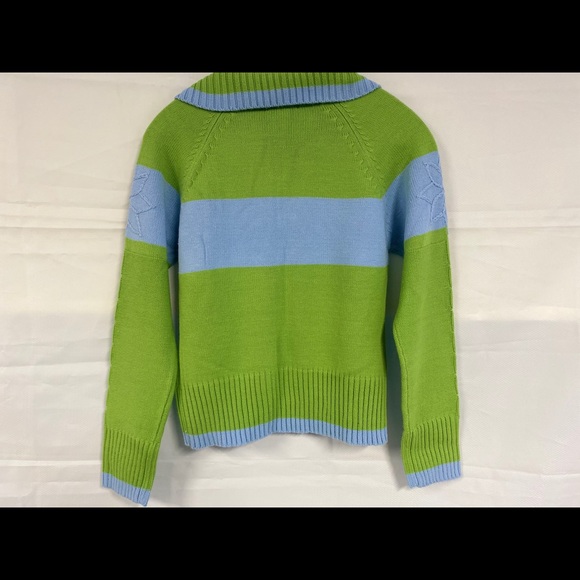 Sweater - Picture 2 of 3